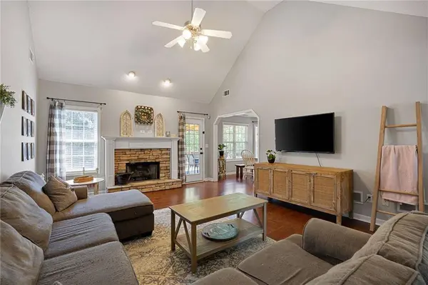 227 Dunleith DR, Dallas, GA 30132