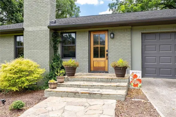 5831 Angham RD, Powder Springs, GA 30127