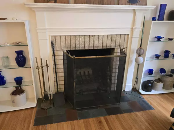 1831 Camp Avenue, Rockford, IL 61103