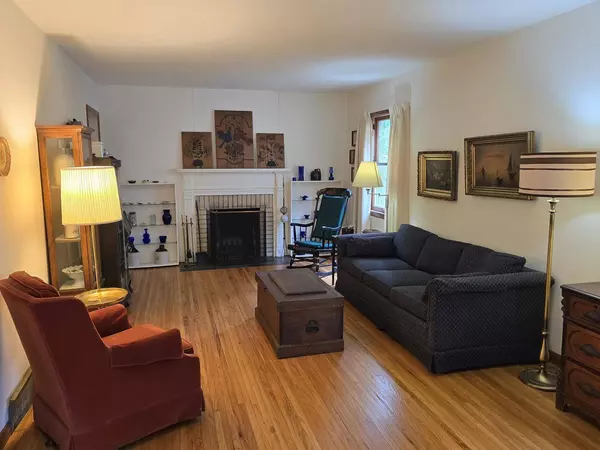 1831 Camp AVE, Rockford, IL 61103