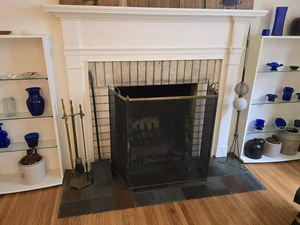 1831 Camp AVE, Rockford, IL 61103