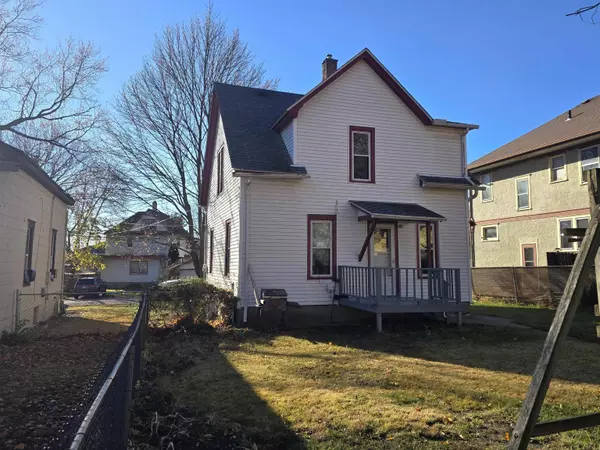 1810 Hutchins Avenue, Rockford, IL 61104