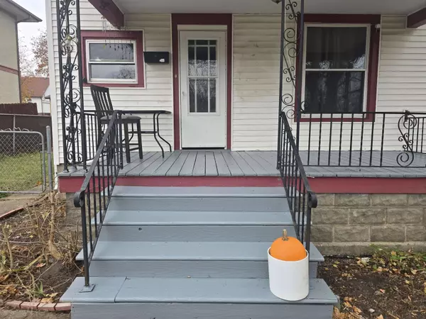 1810 Hutchins Avenue, Rockford, IL 61104