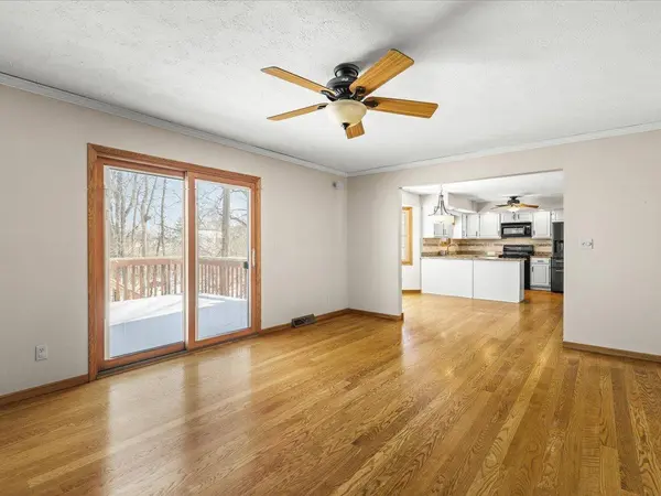 6376 Grassridge Road, Rockford, IL 61108