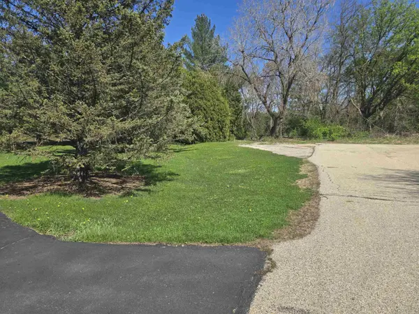 6174 Carlsburg Lane, Rockford, IL 61109