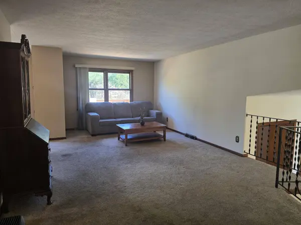 6174 Carlsburg Lane, Rockford, IL 61109