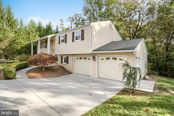 419 MOUNTAIN ST, Summerdale, PA 17093