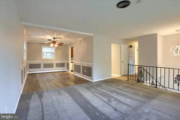 419 MOUNTAIN ST, Summerdale, PA 17093