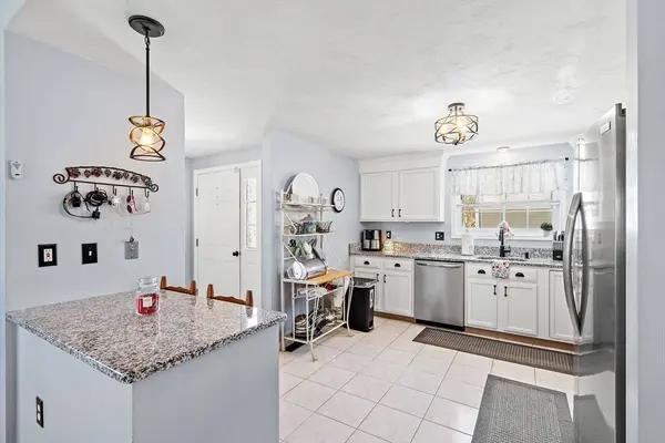 58 Brookbend Way E #58, East Bridgewater, MA 02333