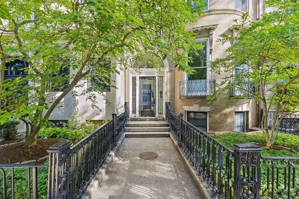 405 Commonwealth Ave #8