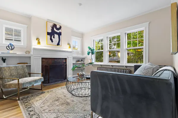 8 Wright St #2, Cambridge, MA 02138