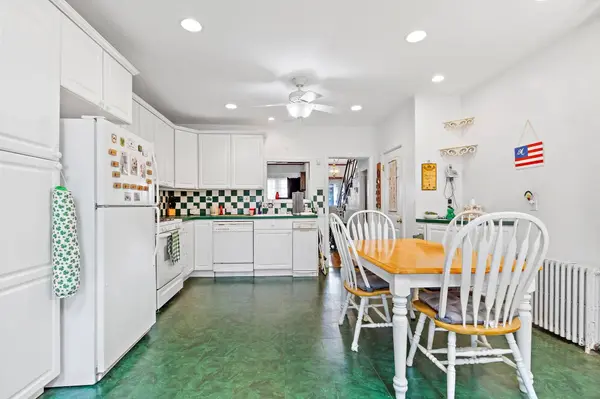 463 E 6th St, Boston, MA 02127