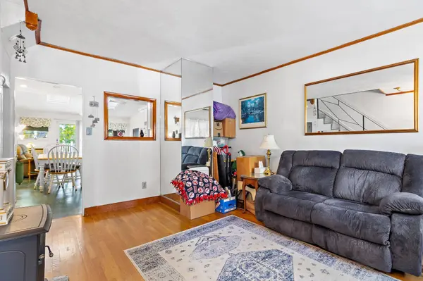463 E 6th St, Boston, MA 02127