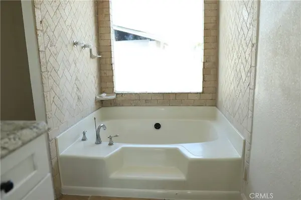 1855 E Riverside DR #48, Ontario, CA 91761