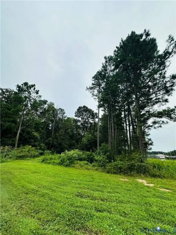 1611 Howerton RD, Dunnsville, VA 22454