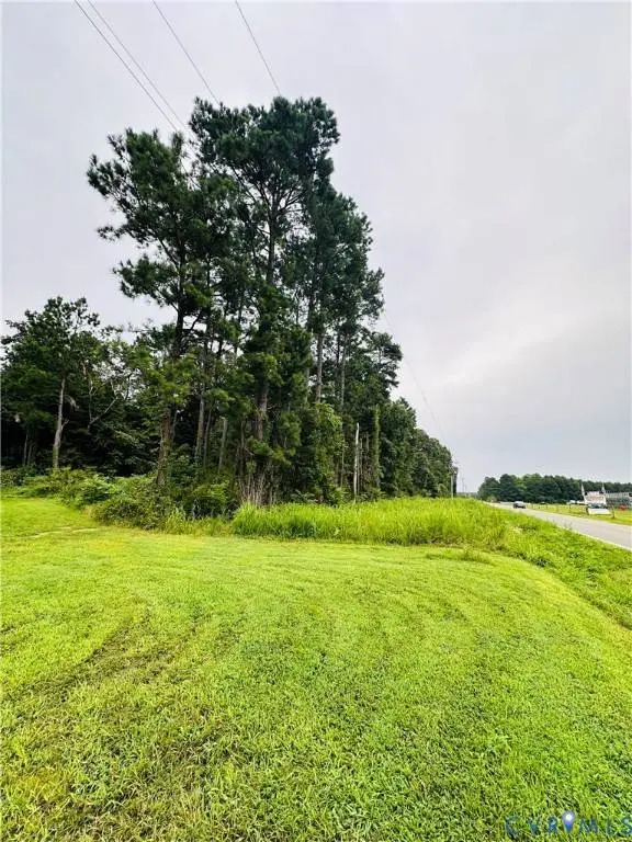 1611 Howerton RD, Dunnsville, VA 22454