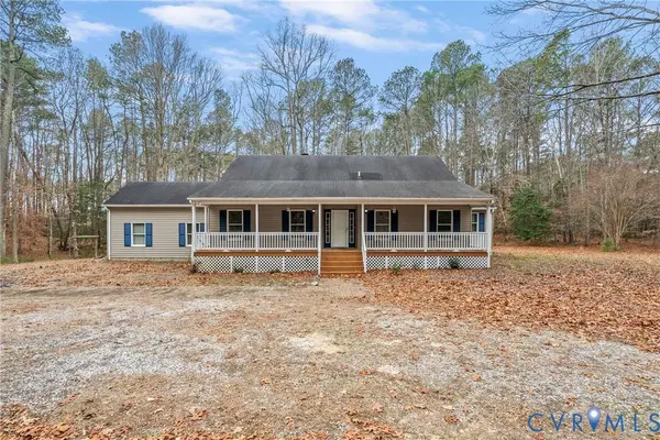521 Scoggins Creek TRL, Hartfield, VA 23071