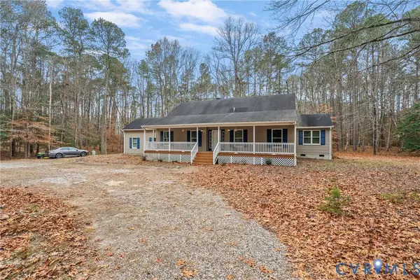 521 Scoggins Creek TRL, Hartfield, VA 23071