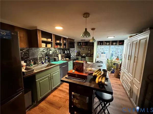 826 Carlton RD, Wake, VA 23176