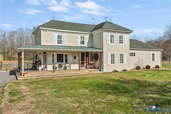 562 Bobcat LN, Little Plymouth, VA 23091