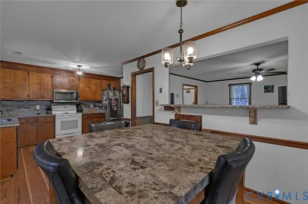 9925 Friendship RD, North, VA 23128
