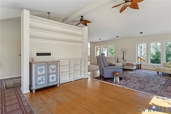 323 Burnt Mill LN, Mattaponi, VA 23110