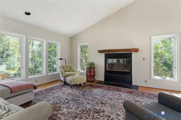 323 Burnt Mill LN, Mattaponi, VA 23110