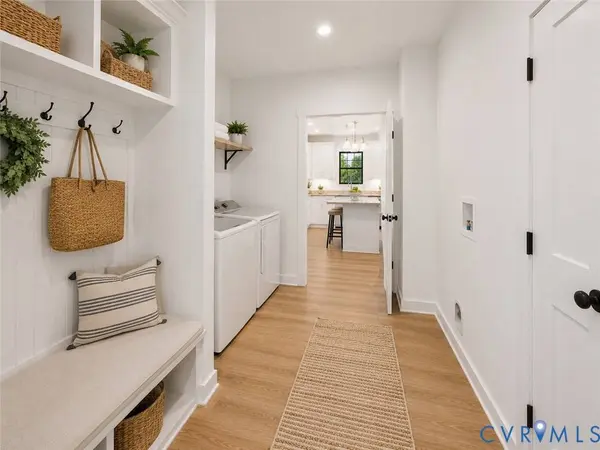 73 Stoneham ST, Saluda, VA 23149
