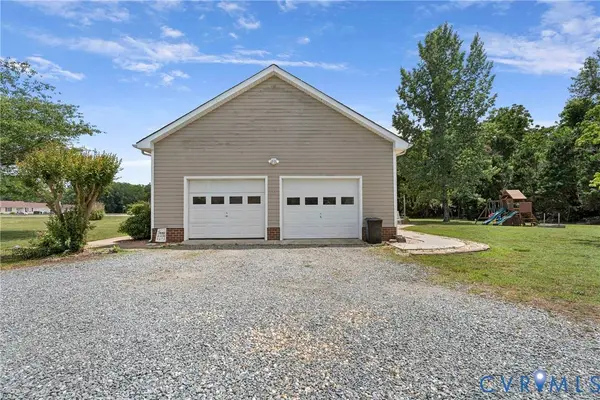 64 Edwards CT, Dutton, VA 23050