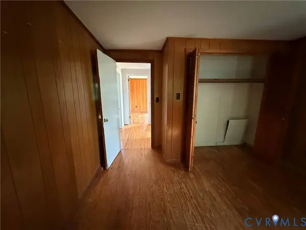 16927 General Puller HWY, Deltaville, VA 23043