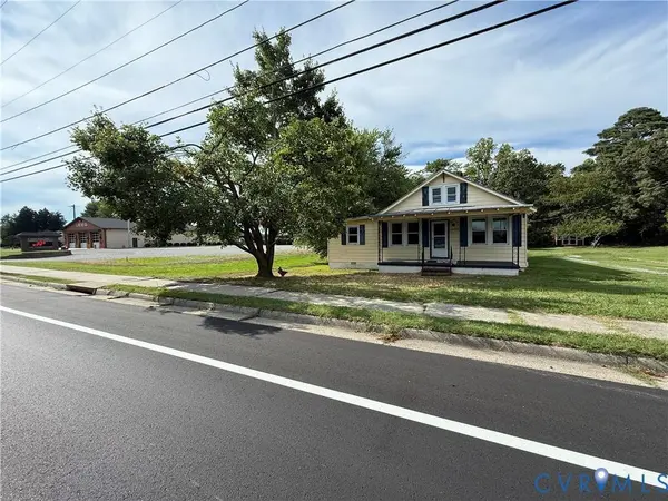 16927 General Puller HWY, Deltaville, VA 23043