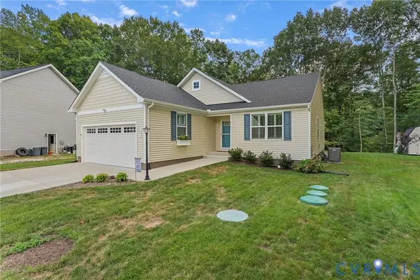 297 Highgate DR, Middlesex, VA 23071