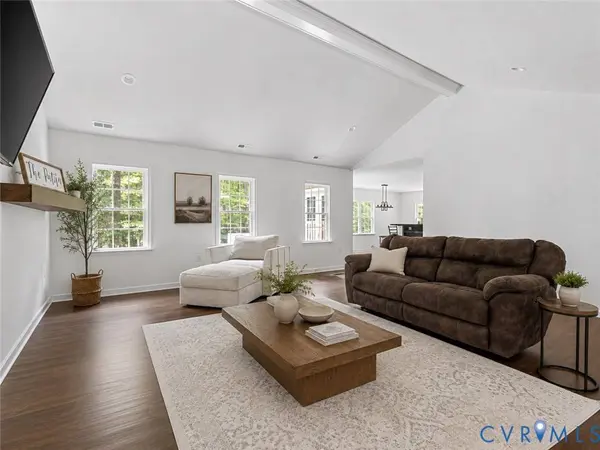 758 Mariners Woods DR, Hartfield, VA 23071