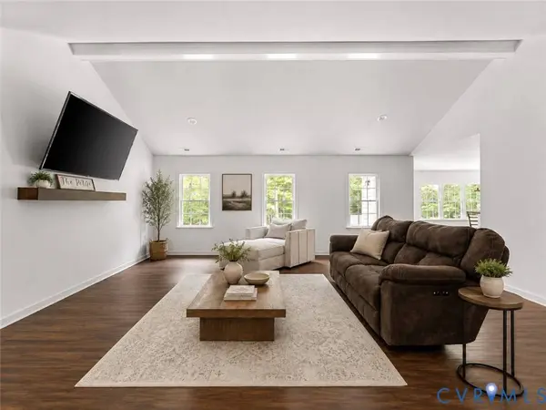 758 Mariners Woods DR, Hartfield, VA 23071
