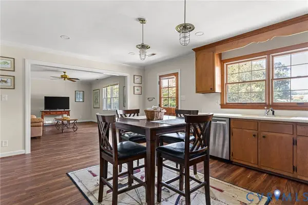 340 Cross ST, Urbanna, VA 23175