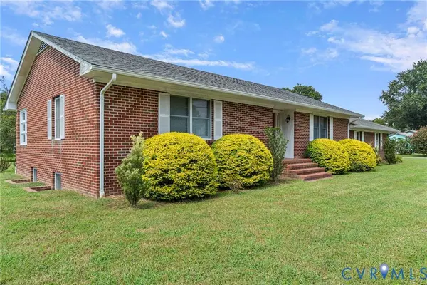 340 Cross ST, Urbanna, VA 23175