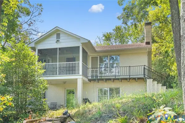 441 Knapp ST, Urbanna, VA 23175