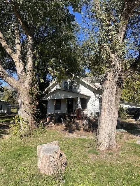 308 Maple ST, Ridgeway, MO 64481