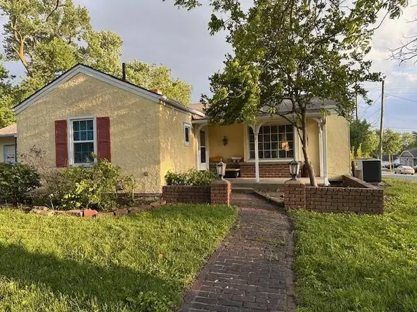 700 E 3rd ST, Cameron, MO 64429