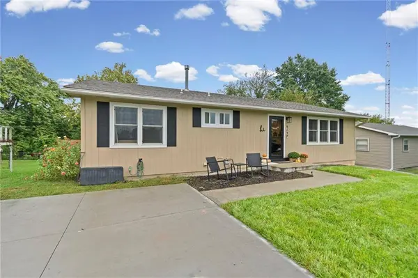 613 E Ford ST, Cameron, MO 64429