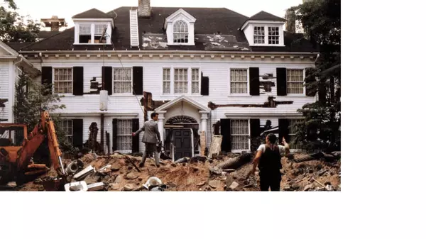 New Construction vs. Fixer-Upper: What’s the Smarter Move in 2025?
