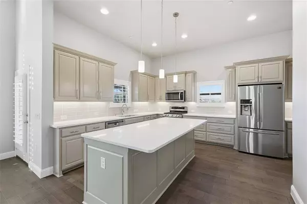 4301 Rose Garrison Lane, Arlington, TX 76005