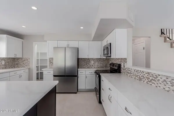 844 E GERONIMO Court, Chandler, AZ 85225