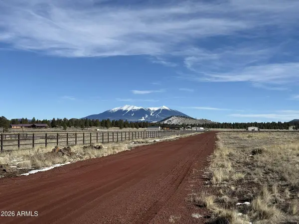 3 N Spring Valley Road #-, Parks, AZ 86018