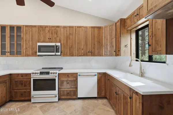 129 N SPITZ SPRING Road, Parks, AZ 86018