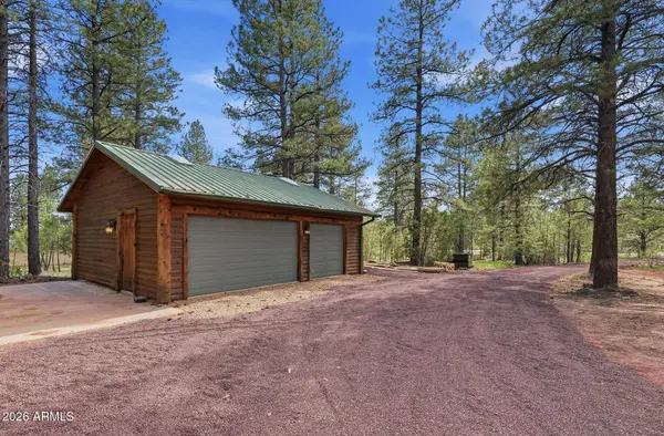 129 N SPITZ SPRING Road, Parks, AZ 86018