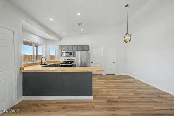 5500 E SAVANNA Lane, Coolidge, AZ 85128
