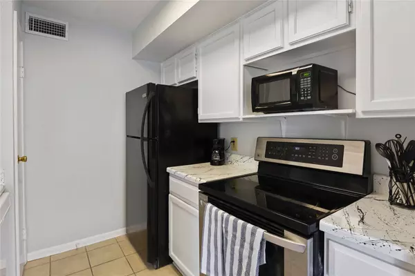 2120 El Paseo ST #1503, Houston, TX 77054