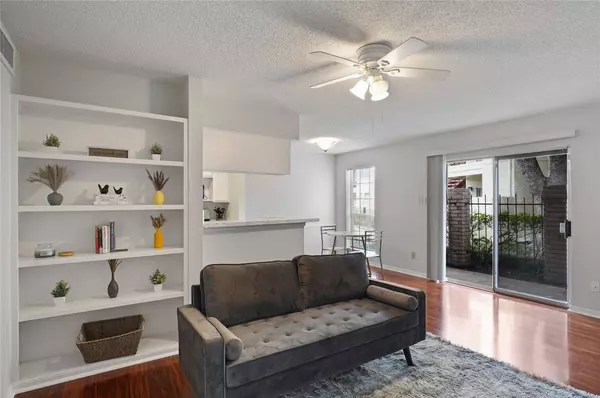 2120 El Paseo ST #1503, Houston, TX 77054