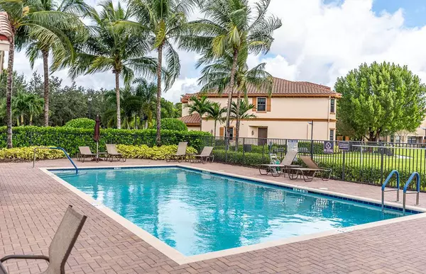 10283 Wellington Parc DR, Wellington, FL 33449